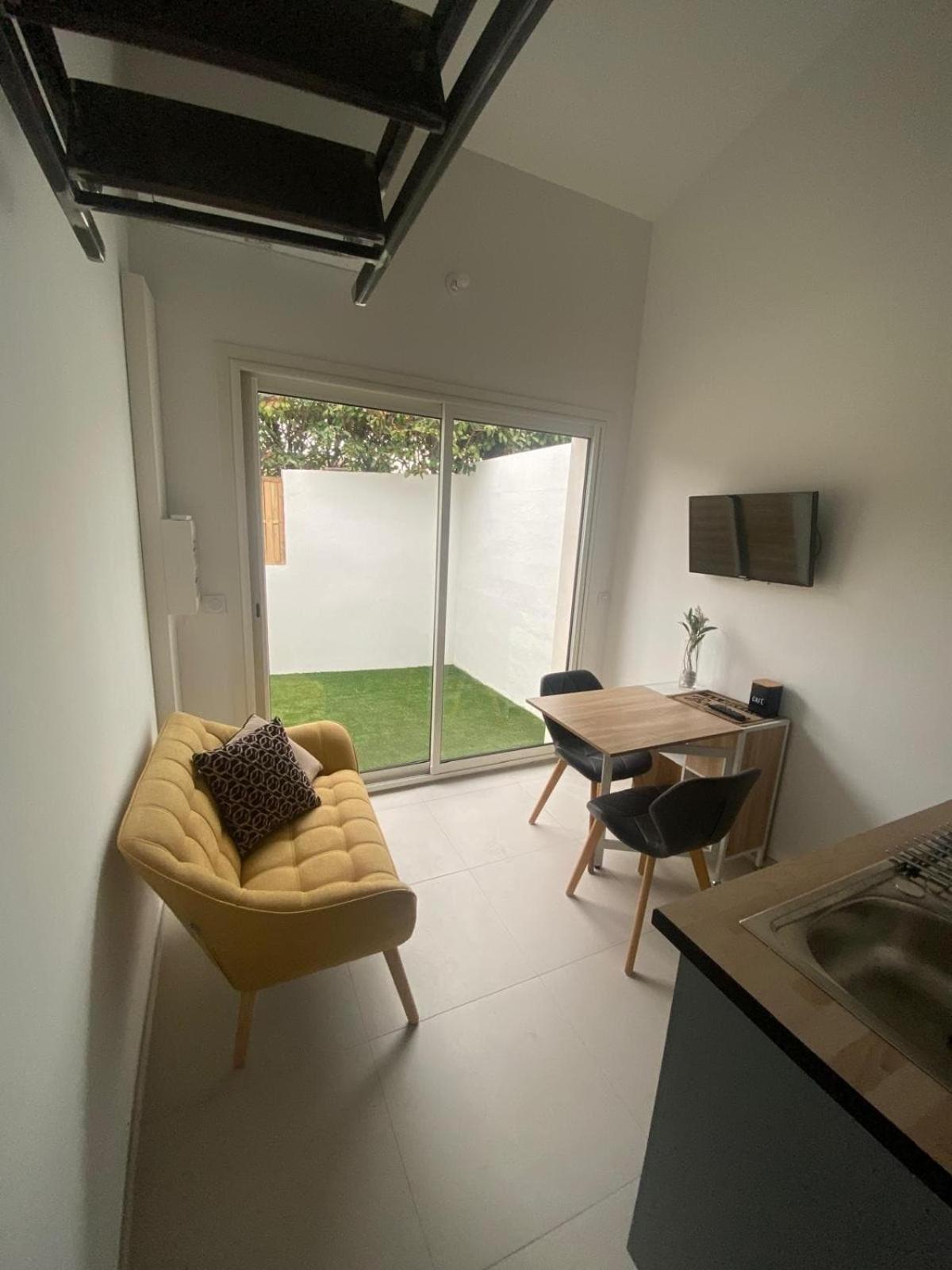 Appartement Nouvelle T2 Mezzanine Et Piscine Valergues