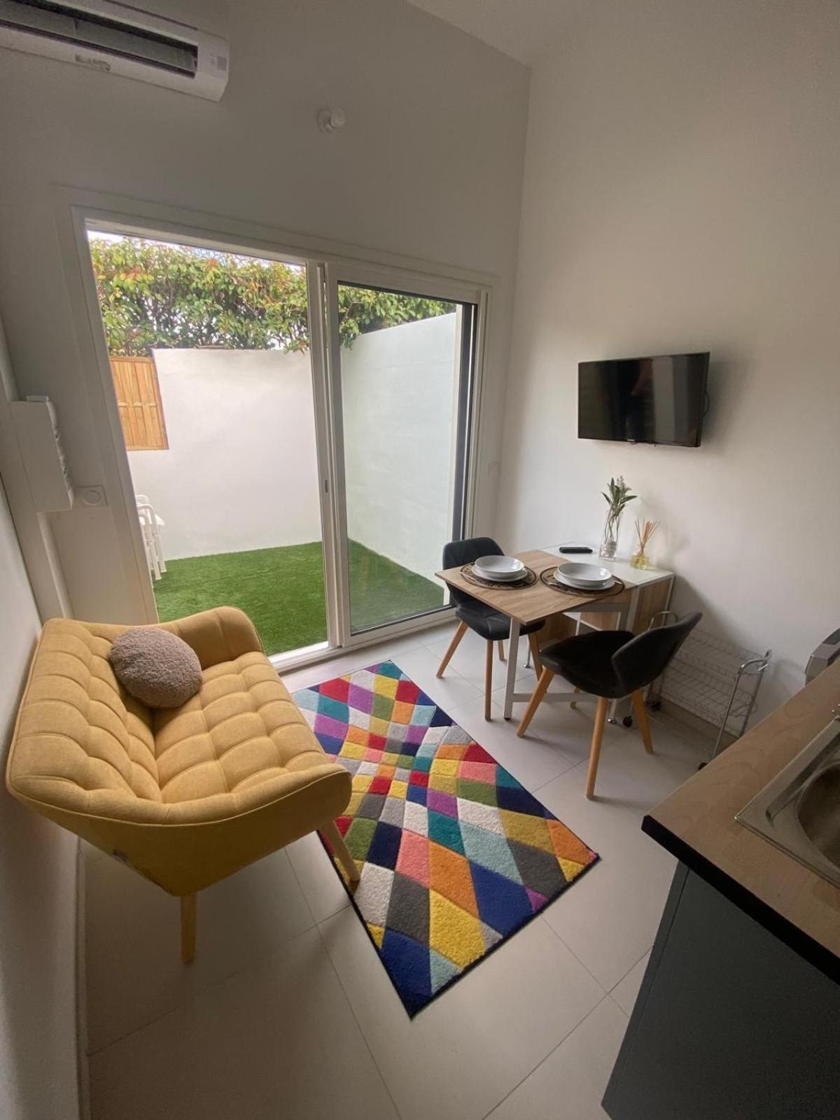 Appartement Nouvelle T2 Mezzanine Et Piscine Valergues